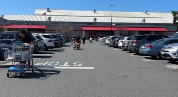 场外配资公司 美联储主席警告：特朗普关税政策“极有可能”推高物价